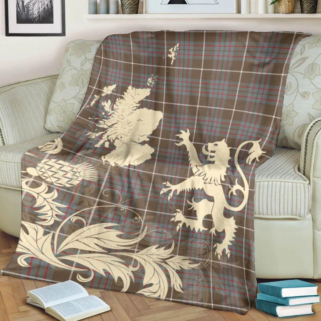 MacIntyre Hunting Weathered Clan Blanket, Scottish Tartan MacIntyre Hunting Weathered Clans Blanket Thistle Map Style