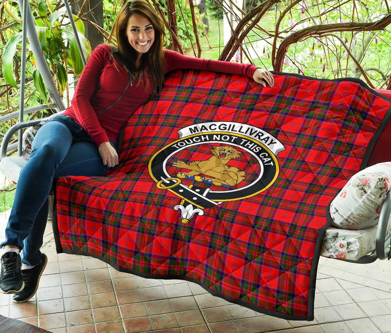 MacGillivray Modern Tartan Classic Crest Premium Quilt