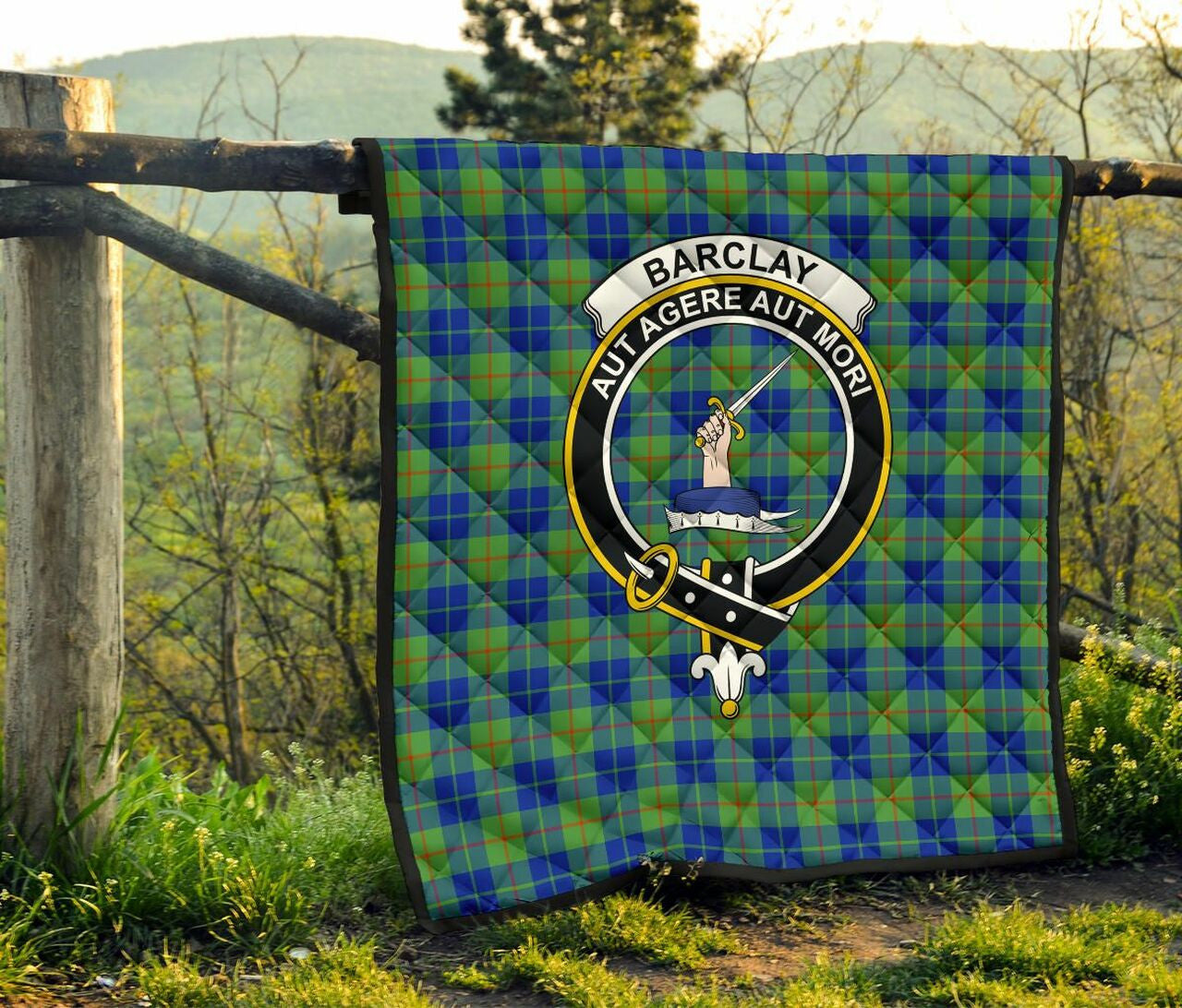 Barclay Hunting Ancient Tartan Classic Crest Premium Quilt