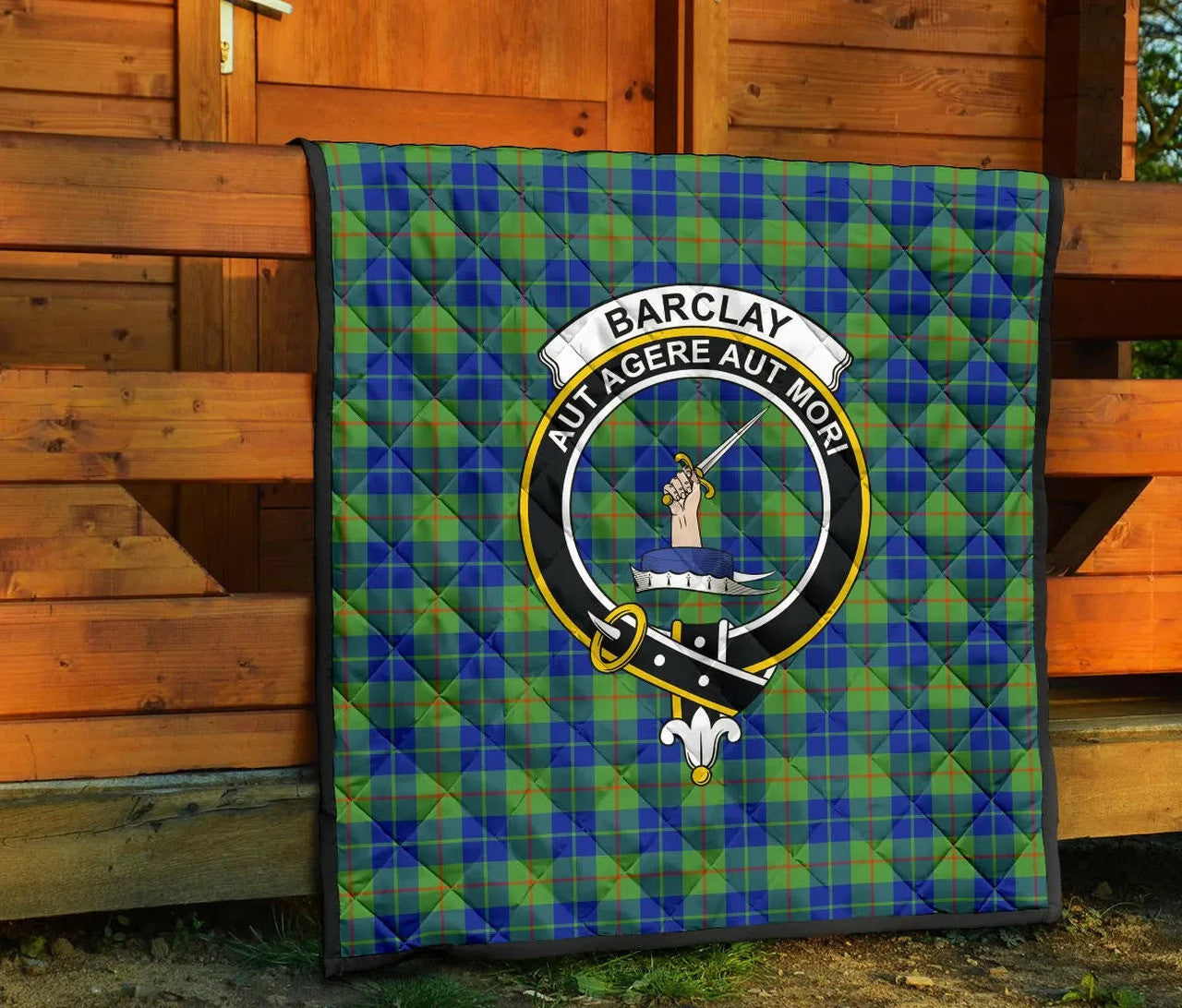 Barclay Hunting Ancient Tartan Classic Crest Premium Quilt