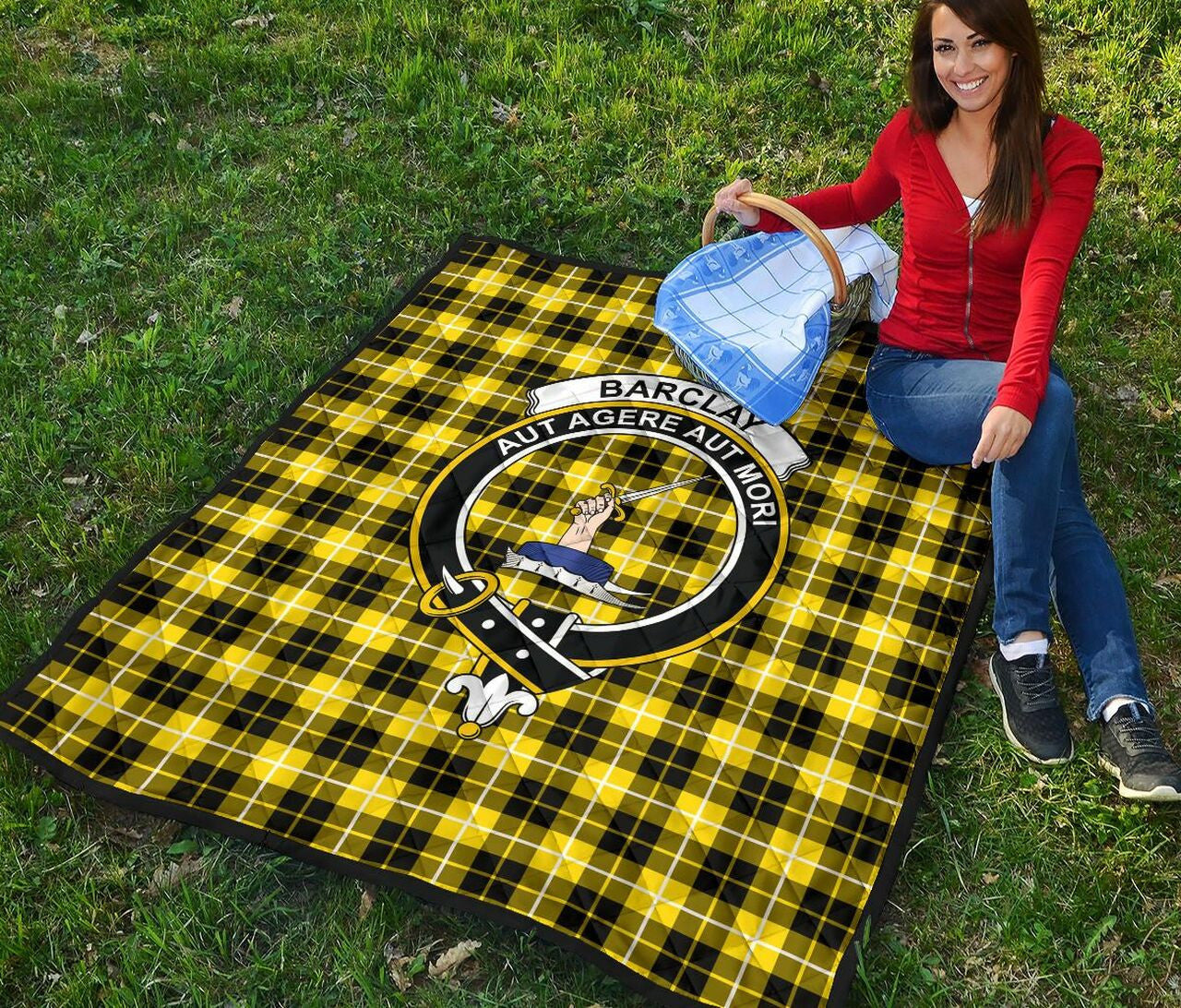 Barclay Dress Modern Tartan Classic Crest Premium Quilt