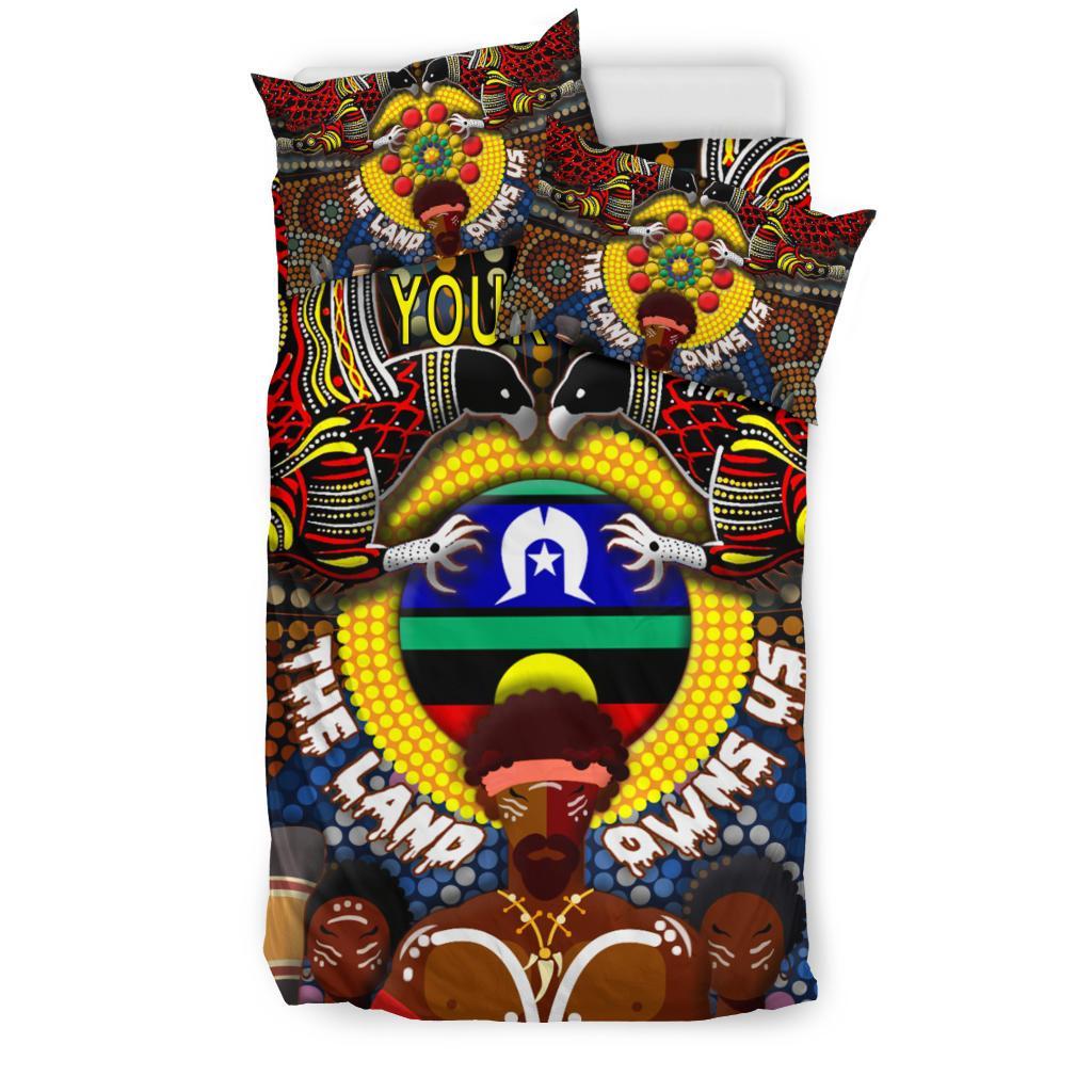 (Custom Text) The Land Owns Us Aboriginal Bedding Set