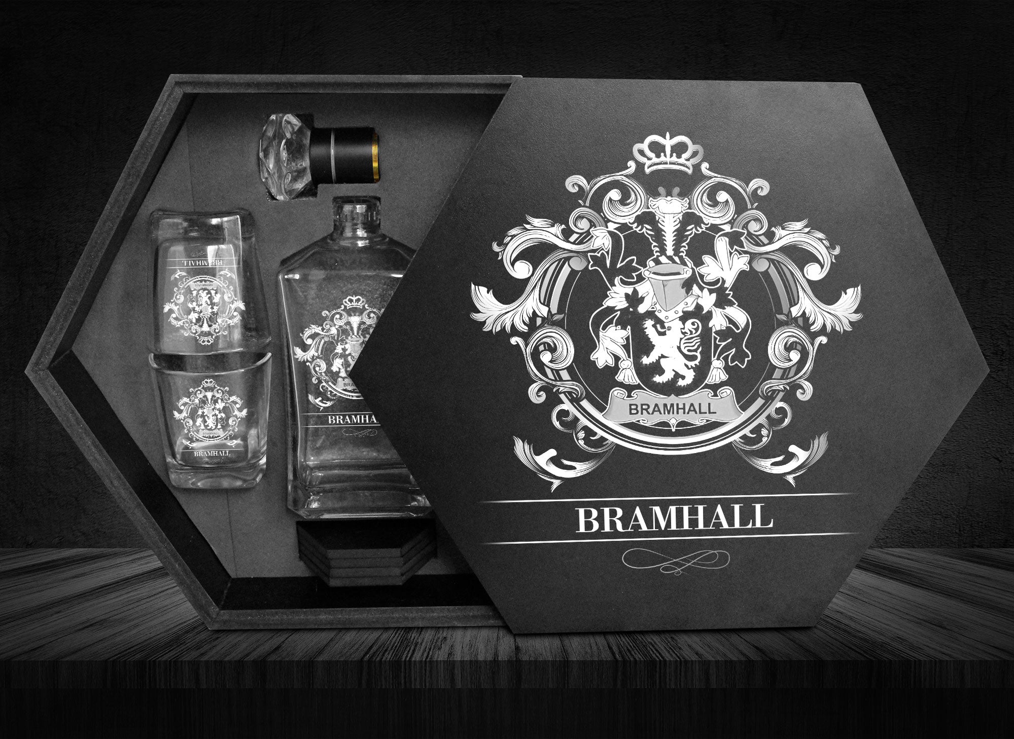 Bramhall Ireland Family Crest Decanter Set