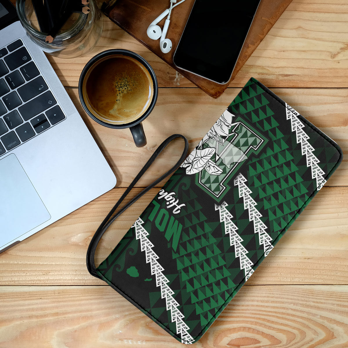 Hawaii Molokai High School Clutch Purse Map Style