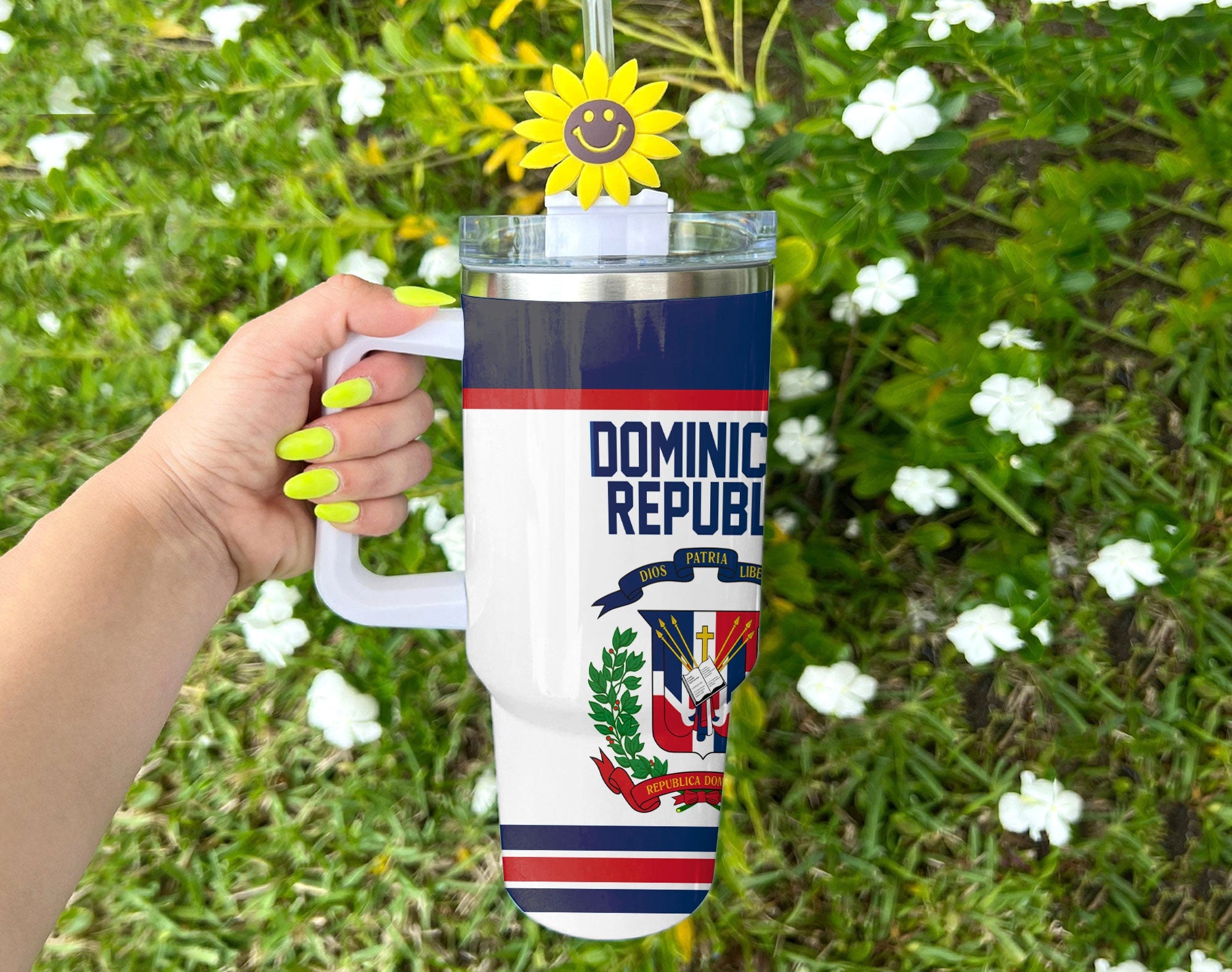 Dominican Republic Handle Tumbler Flag & Coat Of Arms Hockey Style