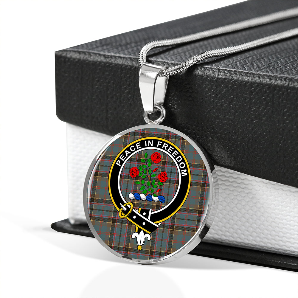 Scottish Tartan Stinson (Stephenson/Stevenson) Weathered Clan Circle Necklace Classic Style