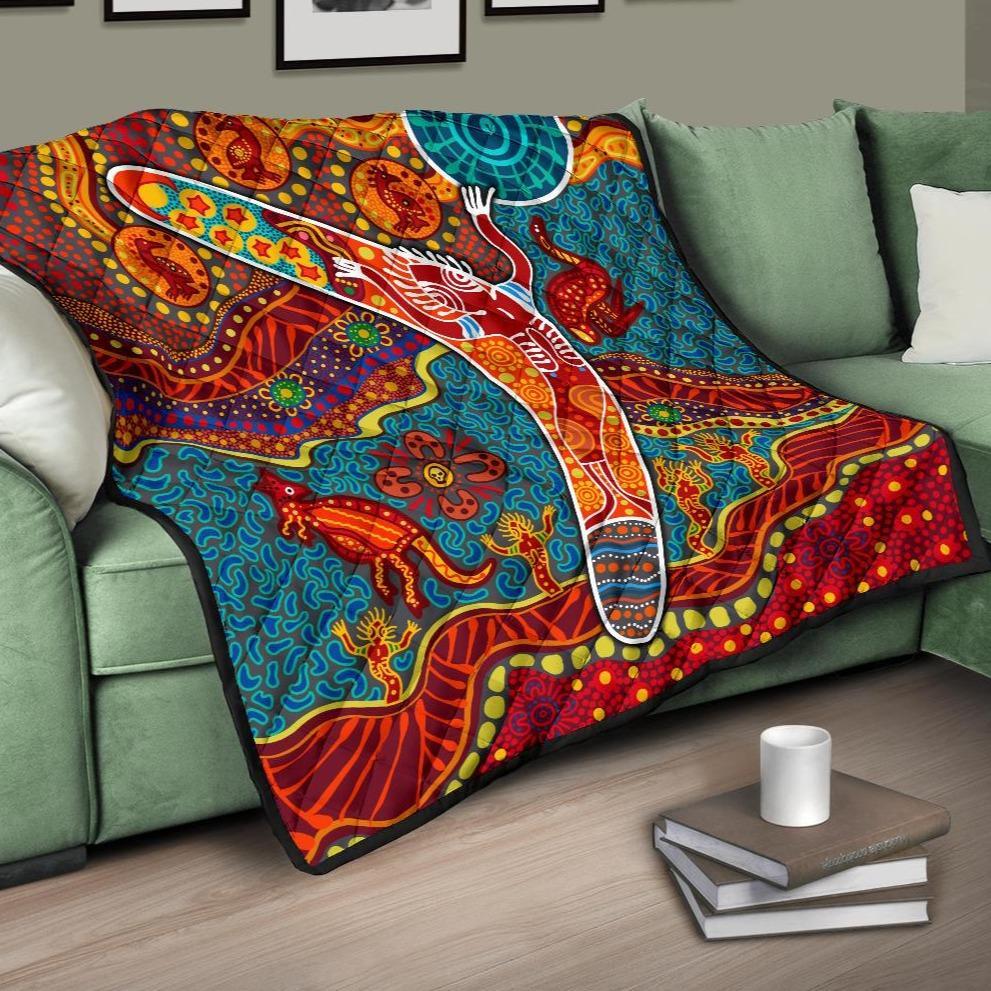 Aboriginal Premium Quilt - Indigenous Boomerang