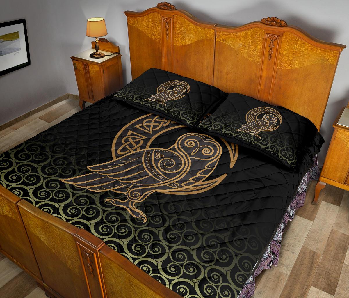 Viking Quilt Bedding Set Owl Celtic On Triskels Background