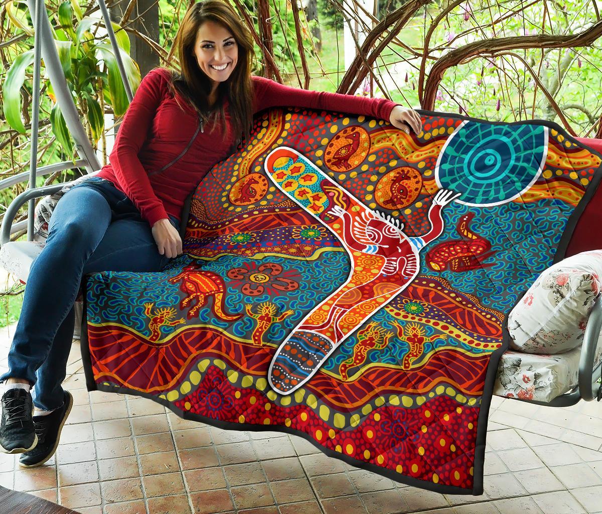 Aboriginal Premium Quilt - Indigenous Boomerang